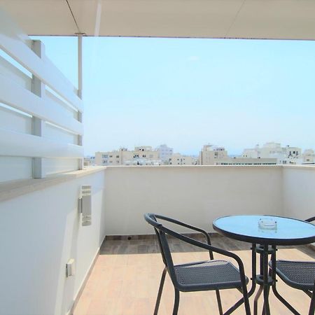 Phaedrus Living: Luxury Suite Nicosia 508 Exterior photo