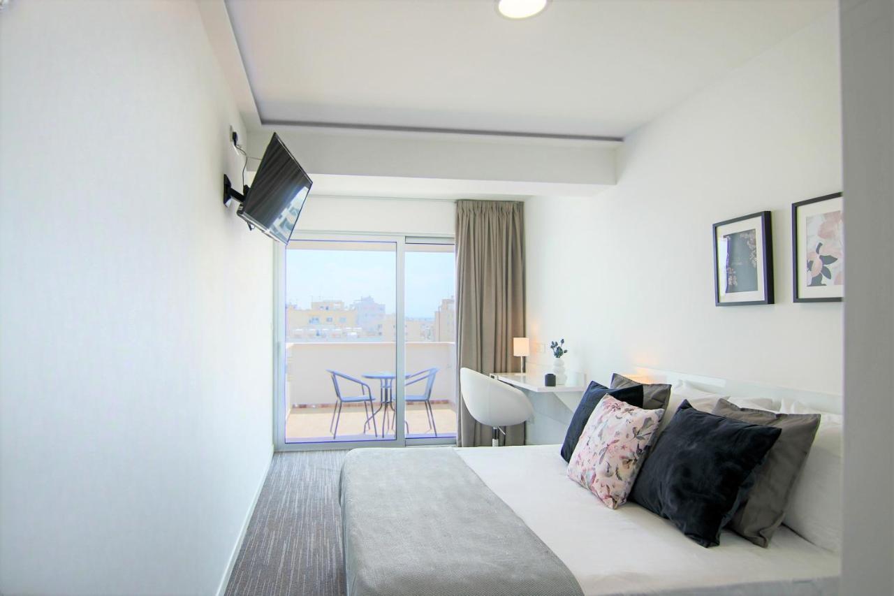 Phaedrus Living: Luxury Suite Nicosia 508 Exterior photo
